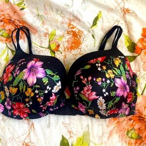 Victoria’s Secret Very Sexy Floral print, convertible, push-up bra 36DD